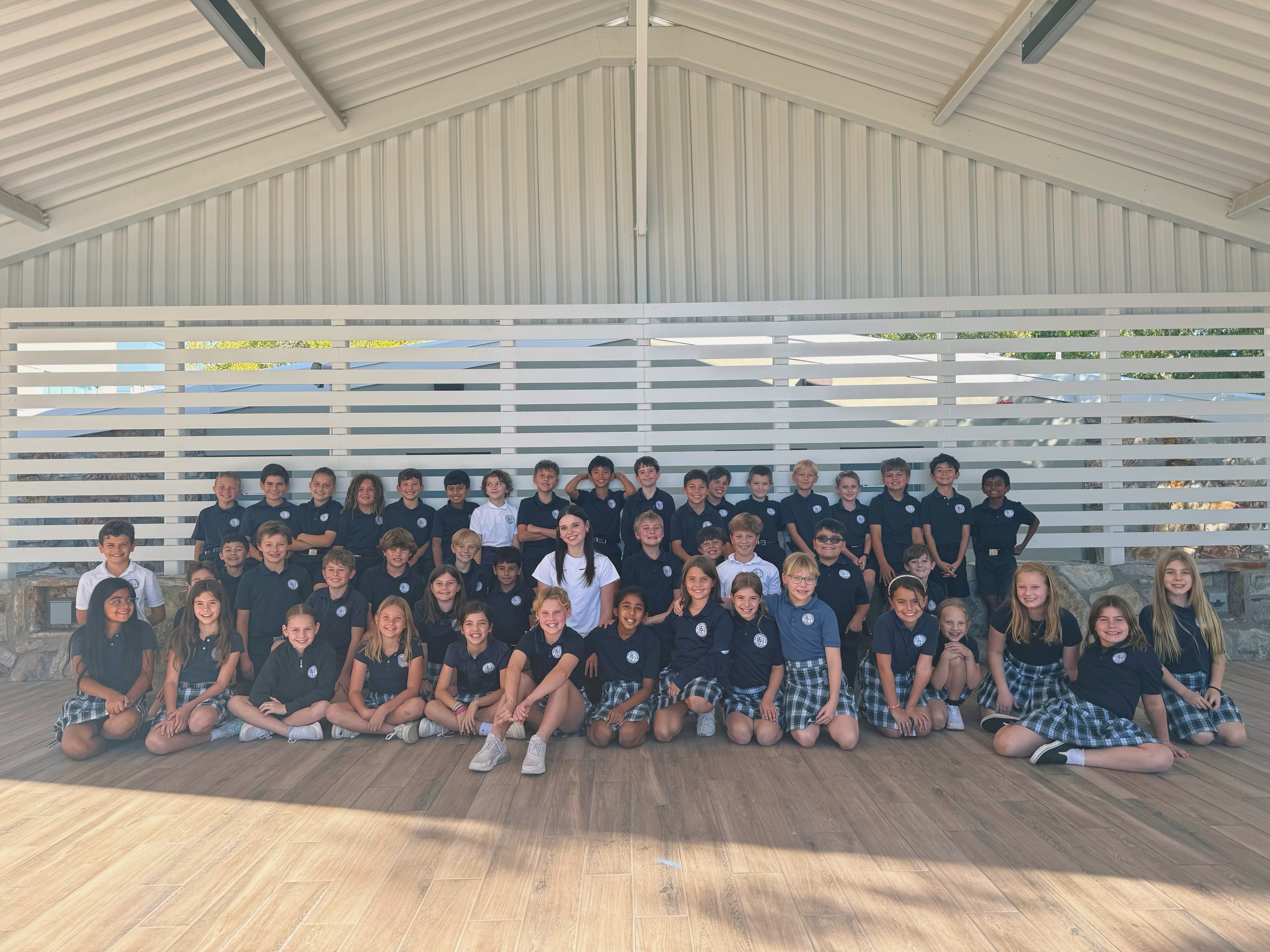 Large group of school children posing together