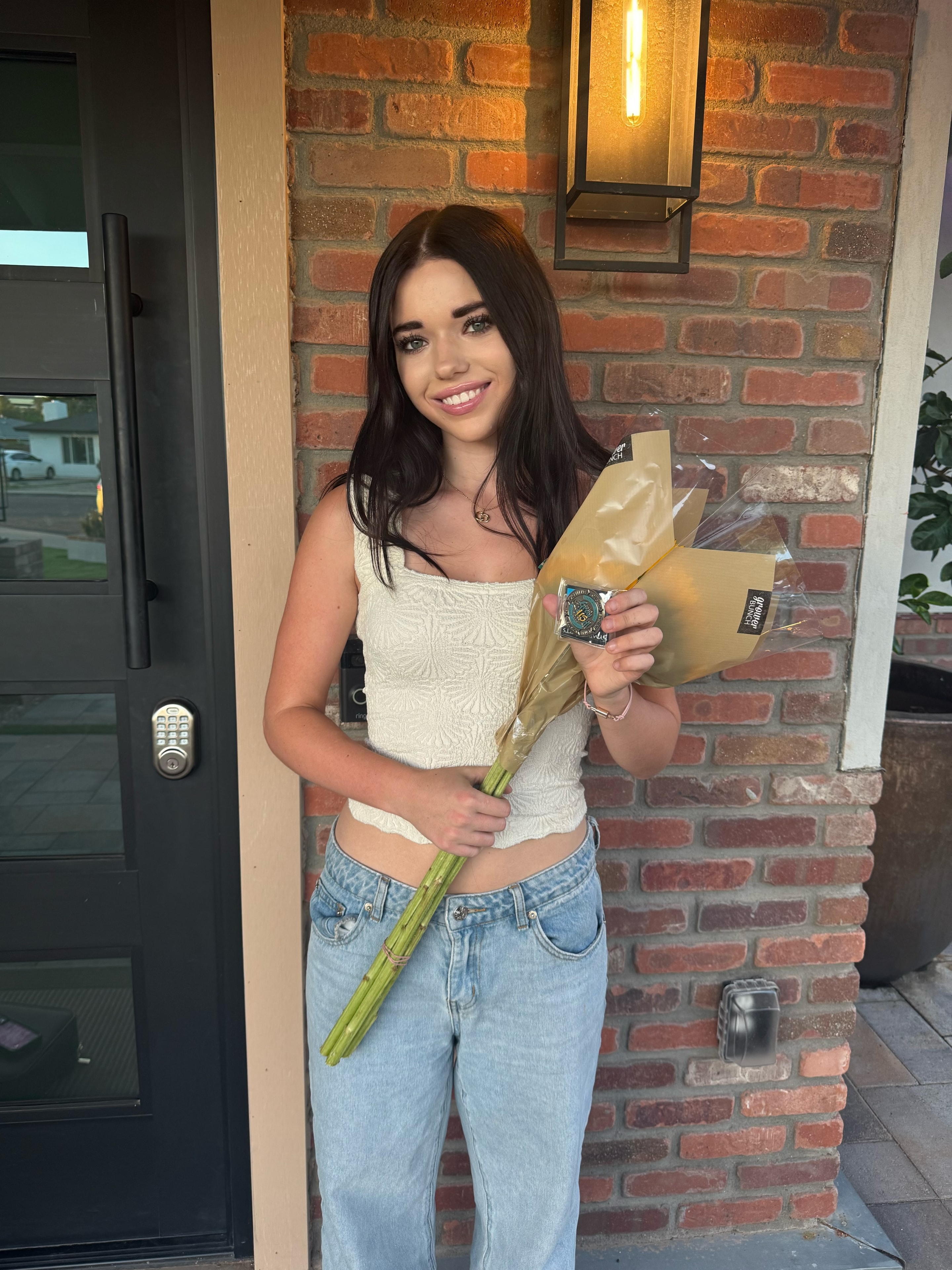 Meet the Teen Helping Dogs Find Comfort — Hero to Animals Award